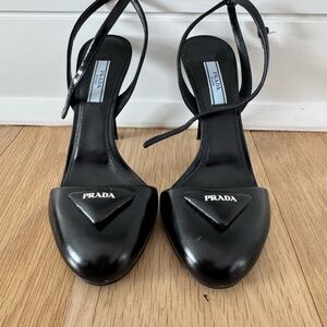 PRADA Black Patent Leather Triangle Logo Ankle Strap Heels – Size 36 (US 6)